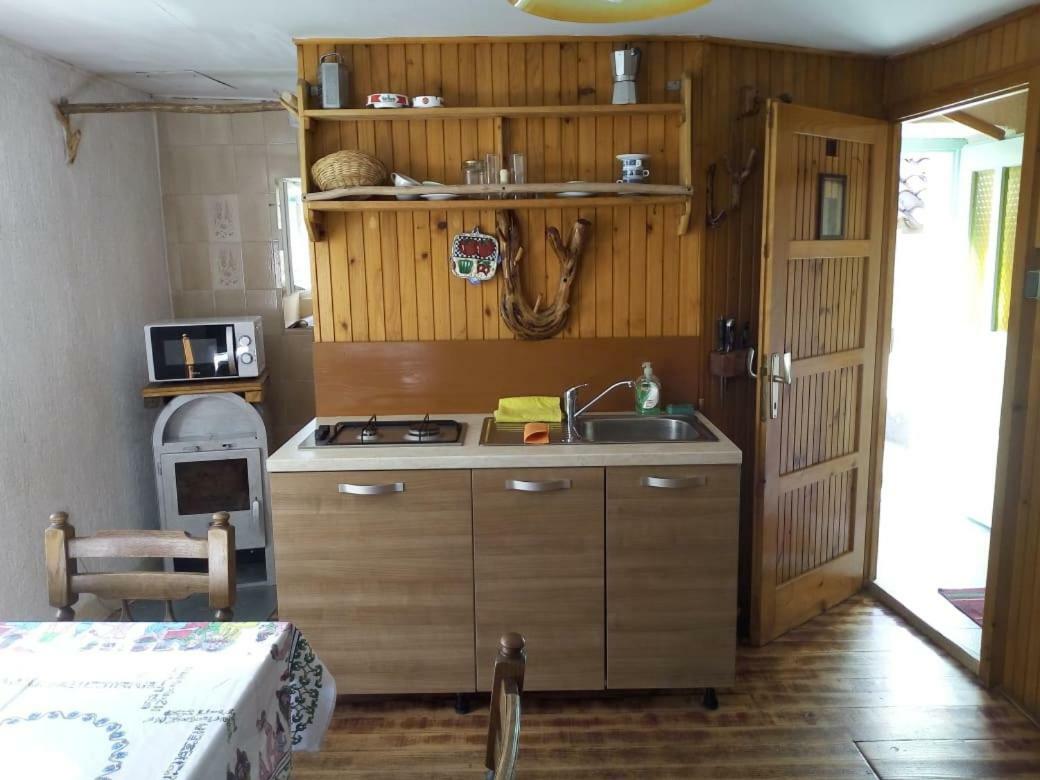 Apartman Dinko Lubenice Kültér fotó