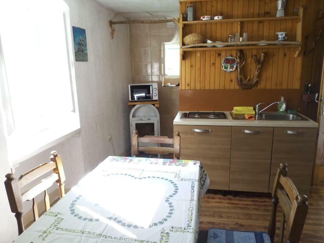Apartman Dinko Lubenice Kültér fotó